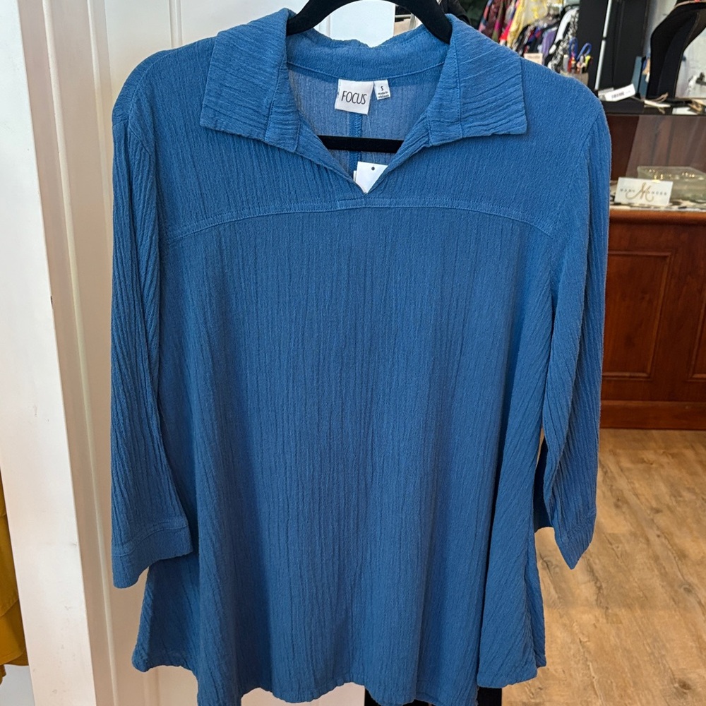 FOCUS Women's Elegant Blue Blouse